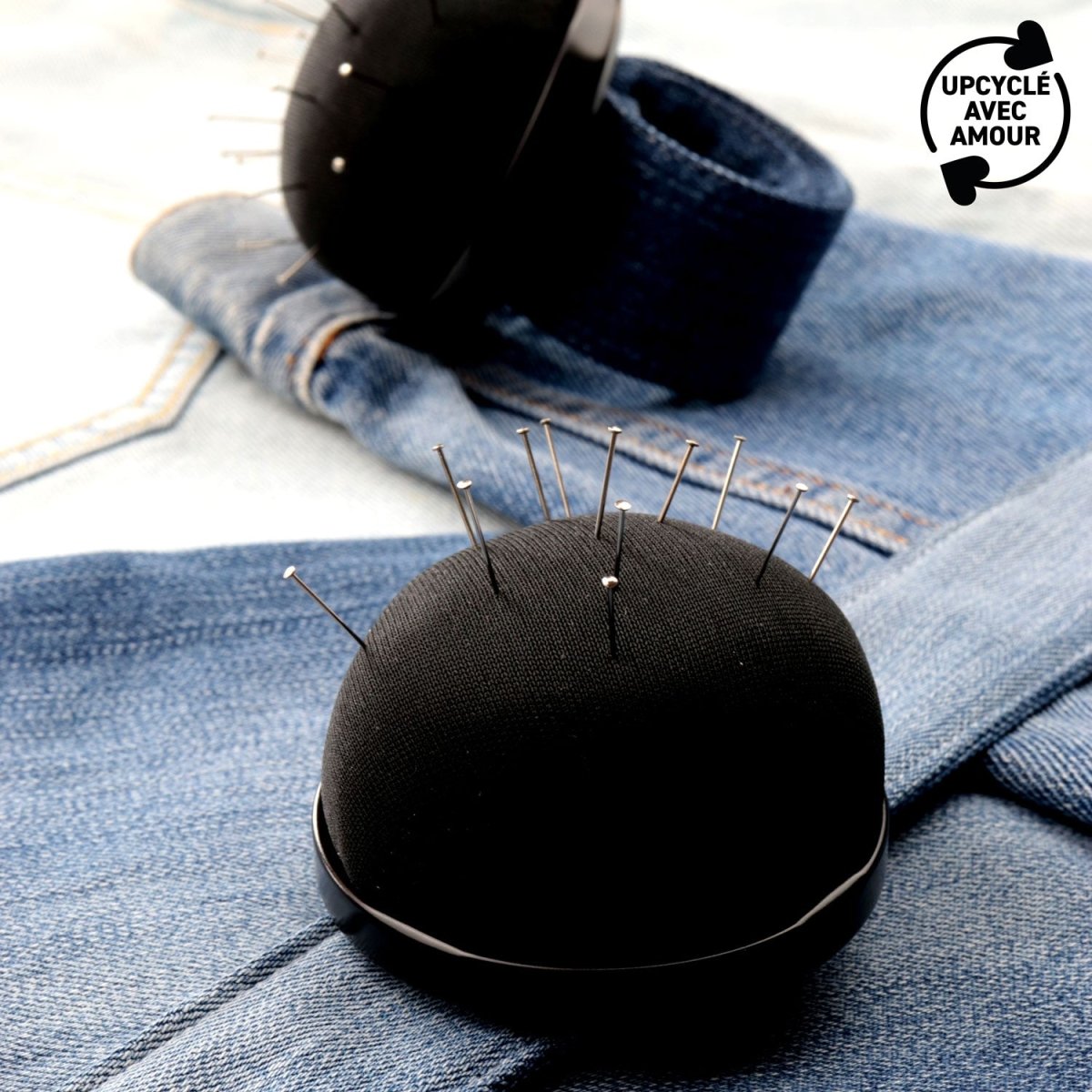 Bracelet porte-épingles ajustable