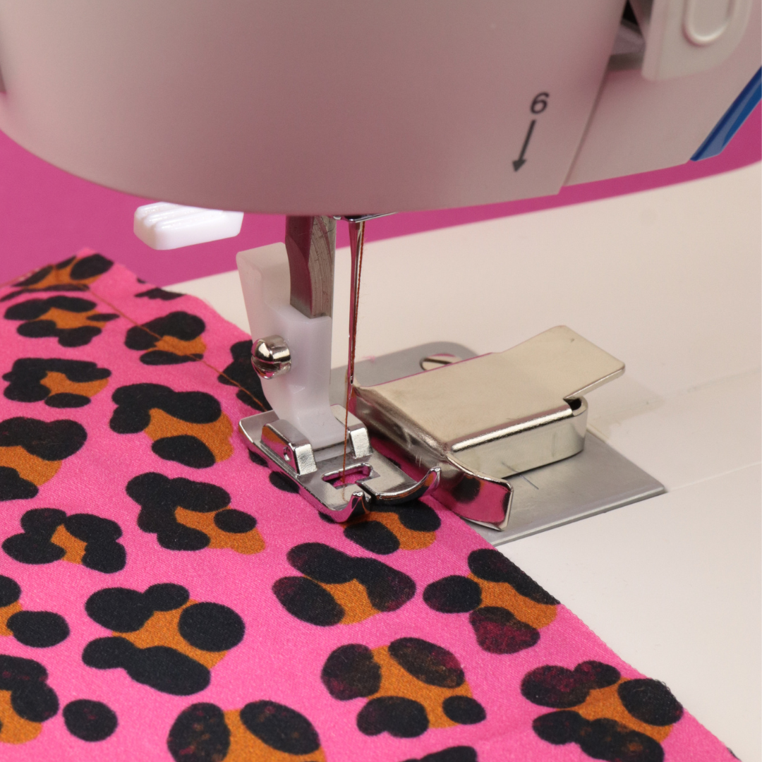 Magnetic sewing guide
