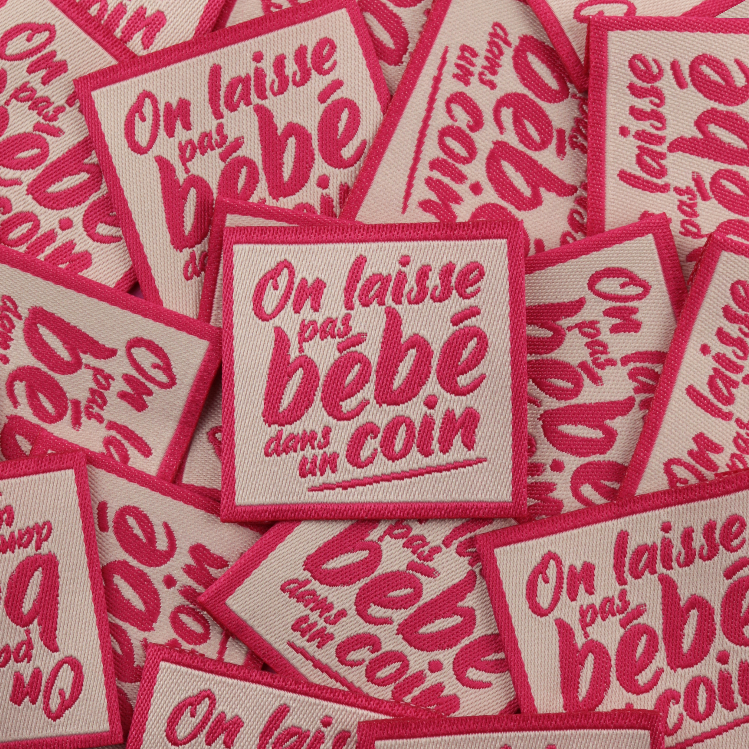 Étiquette - On laisse pas bébé dans un coin